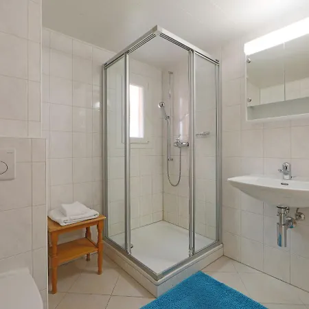 Apartment Repos